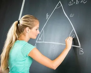 Sözleşmeli öğretmenlere iyi haber: Zorunlu hizmet 3 yıla inecek