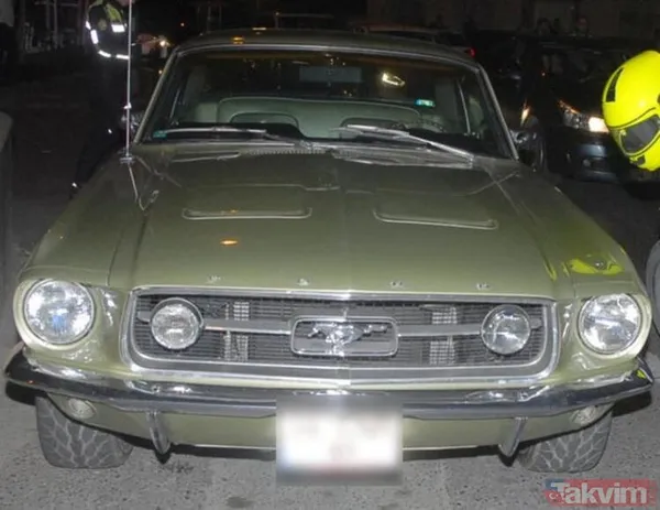 Şarkıcı Berkay Şahin uyanıklık peşinde! Geliriyle dikkat çeken Berkay lüks aracına 'T' plaka takarak... - 11