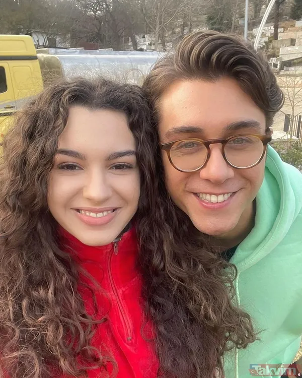 Kardeşlerim’in Asiye ile Doruk’a bakın! Onur Seyit Yaran partneri Su Burcu Yazgı Coşkun’u havalara uçurdu! İlk yorum Cihan Şimşek’ten... - 6