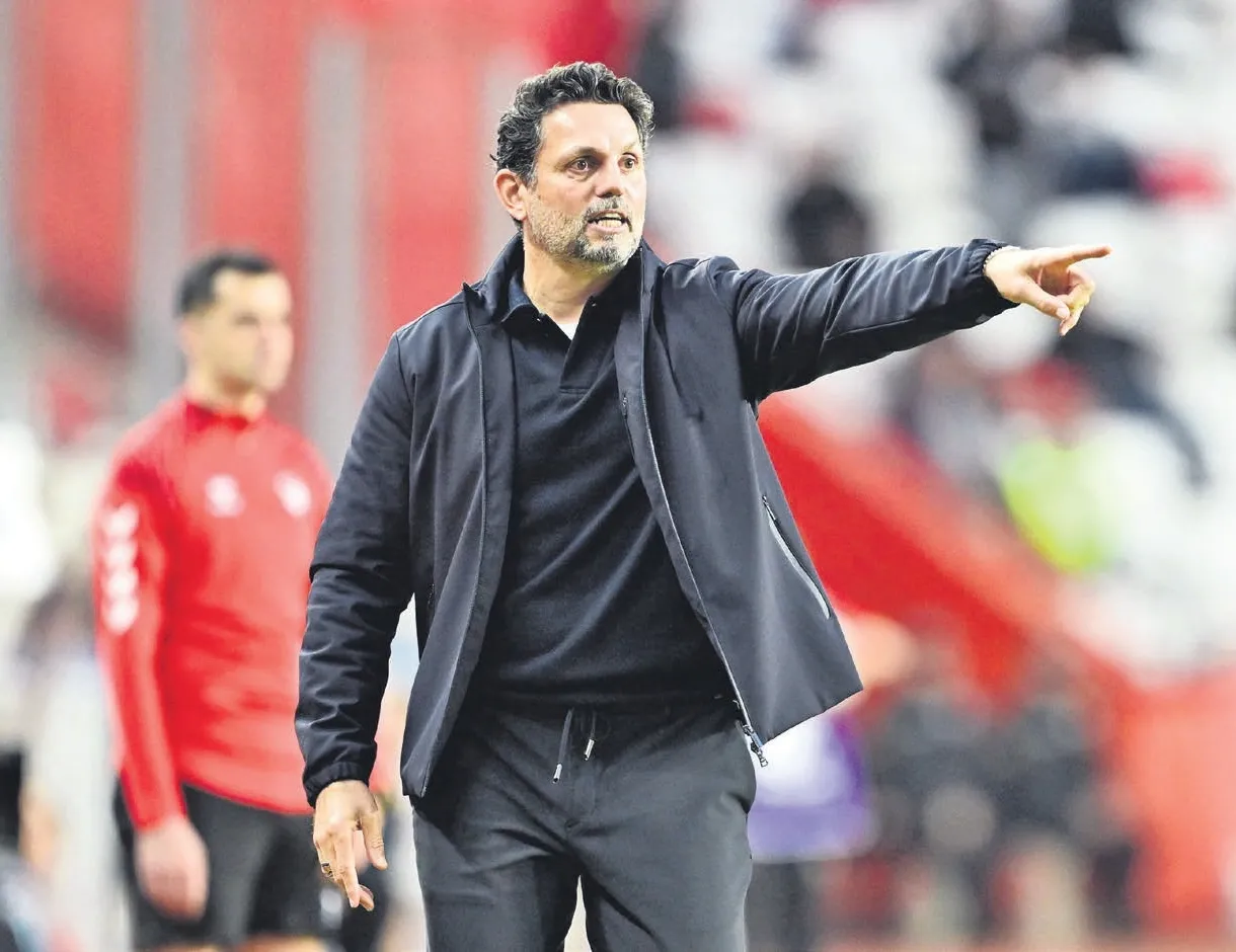 Erol Bulut Antalyaspor’a veda etti