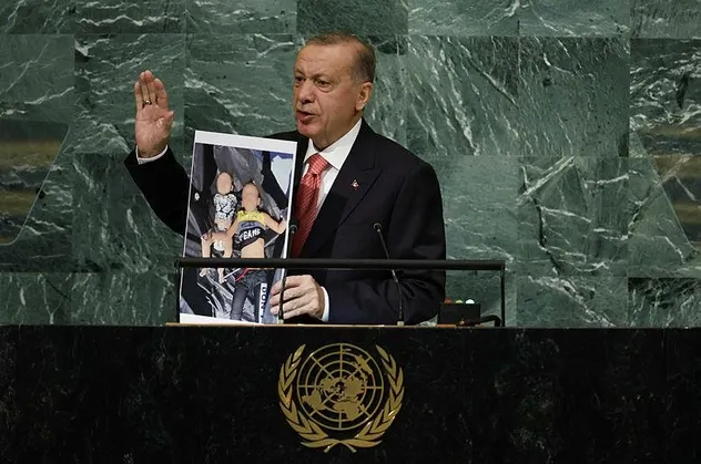 Başkan Erdoğan Ege'deki zulmü anlattı Yunan basını kudurdu