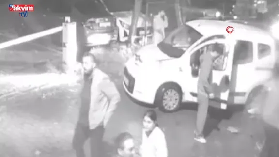 Pendik’te direksiyon hakimiyetini kaybeden sürücü ortalığı karıştırdı