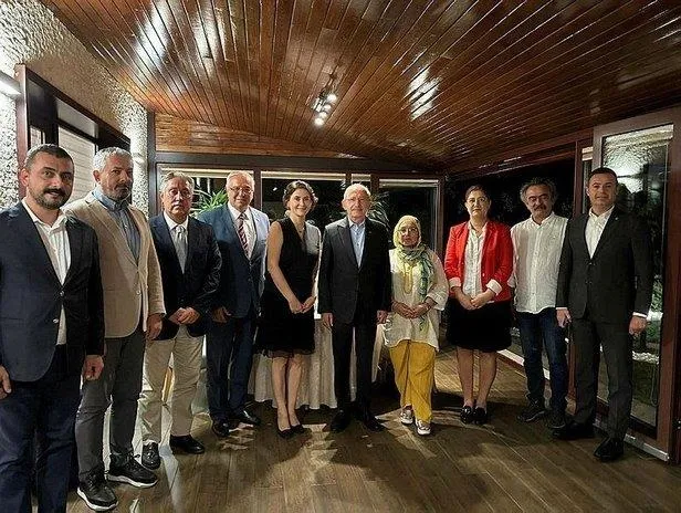 CHP'deki koltuk savaşında medyatik safha! Ekremciler pozisyon aldı: Değişmeyen tek şey Kılıçdaroğlu'nun kendisi! Kimse sandığa gitmeyecek-2