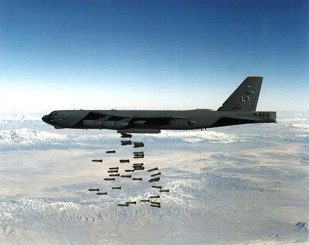 Ukrayna-Rusya arası ateş hattıyken ABD'den flaş hamle! NATO'nun doğu kanadında bombardıman uçaklarıyla tatbikat-5