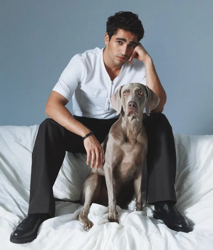 Yalı Çapkını'nın başrolü Mert Ramazan Demir'den doktor abisiyle yeni poz! - 9