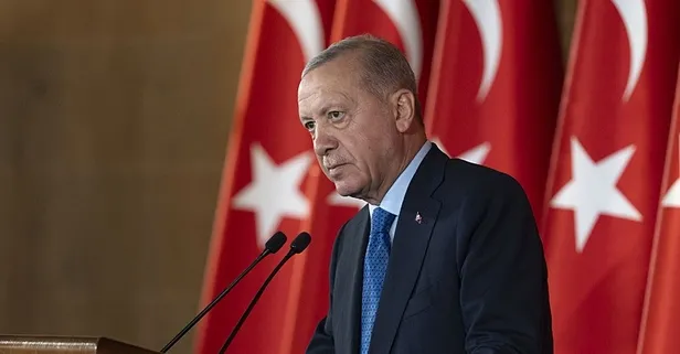 Fırsatçılara geçit yok | Başkan Erdoğan'dan Ahlat'ta önemli açıklamalar: Belediyeleri aile çiftliğine çevirenler için artık deniz bitti