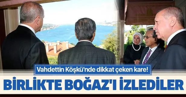 Vahdettin Köşkü’nde dikkat çeken kare! Başkan Erdoğan ve Malezya Başbakanı Muhammed Boğaz’ı birlikte seyretti