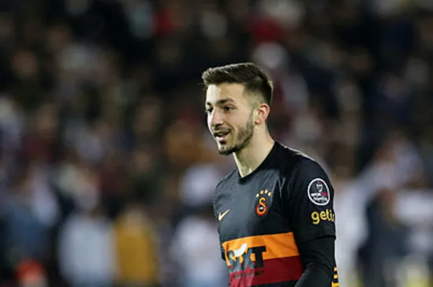 Galatasaray'ın yıldızı Halil Dervişoğlu'na sürpriz talip! Abdullah Avcı Trabzonspor yönetimine bildirdi