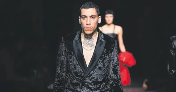 Can Bonomo Paris'te podyuma çıktı