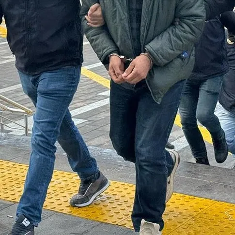 Türk polisi yakaladı tutuklandı!