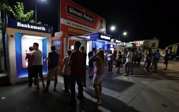 15-temmuza-tiyatro-diyenlerin-partisi-chp-meclisteki-torene-katilmayacak-1594803254512.jpeg 15 Temmuz'a tiyatro diyenlerin partisi CHP, Meclis'teki törene katılmayacak-3