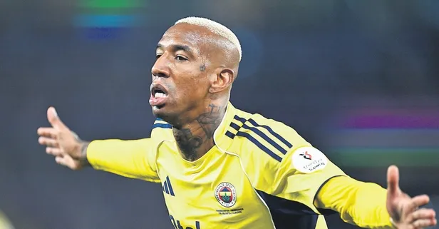 Namağlup Kanarya zirve yarışında çok önemli bir engeli aştı