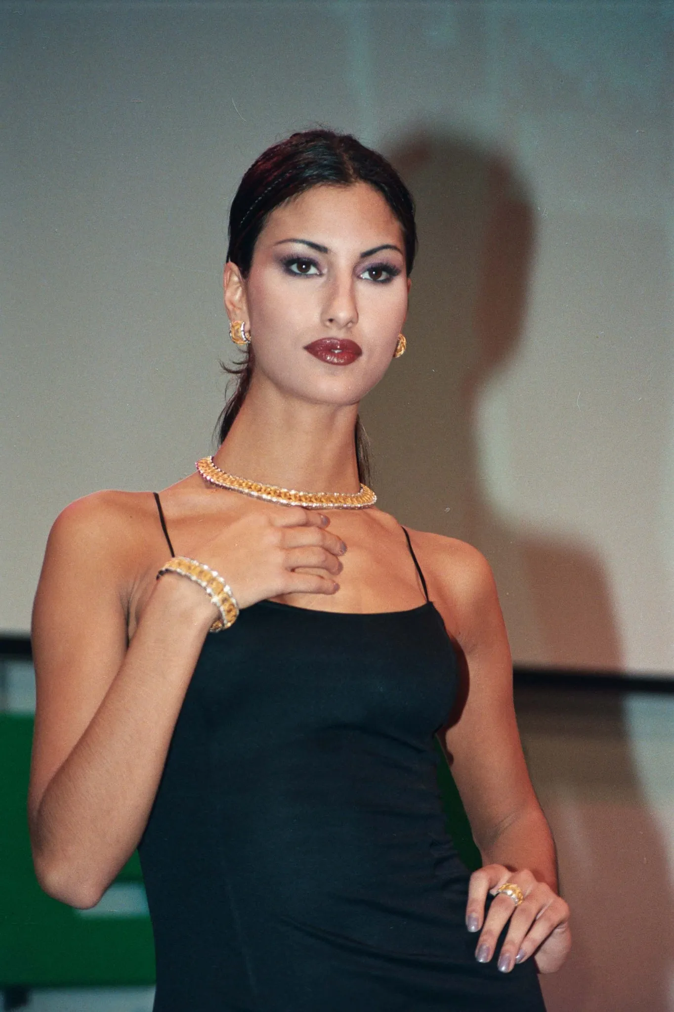 Hayat Bilgisi’nin Gamze’si İpek Erdem’in son haline yorum yağdı: Eski güzellik geri gelmiş - 37