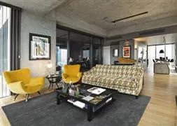 Cem Yılmaz ve eşi bu evde yaşacak!