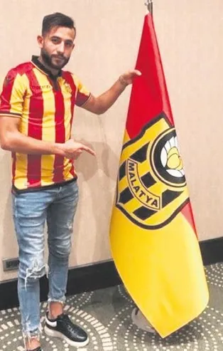 Yeni Malatyaspor’da Chaaleli imzaya attı