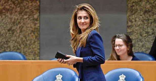 Türk ve İslam düşmanı Dilan Yeşilgöz, Hollanda'da Demokrasi ve Özgürlük İçin Halk Partisi'nin genel başkanı oldu