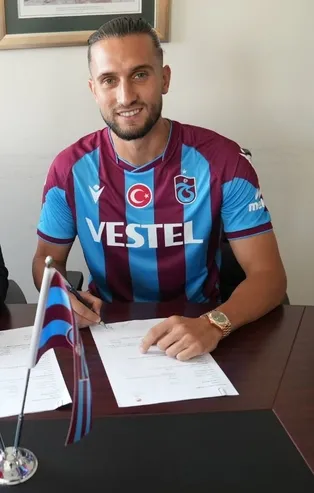 Trabzonspor Yusuf Yazıcı'yı duyurdu!
