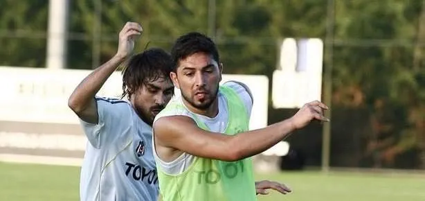 Şok!!! Sezer Almanya’da bıçaklandı