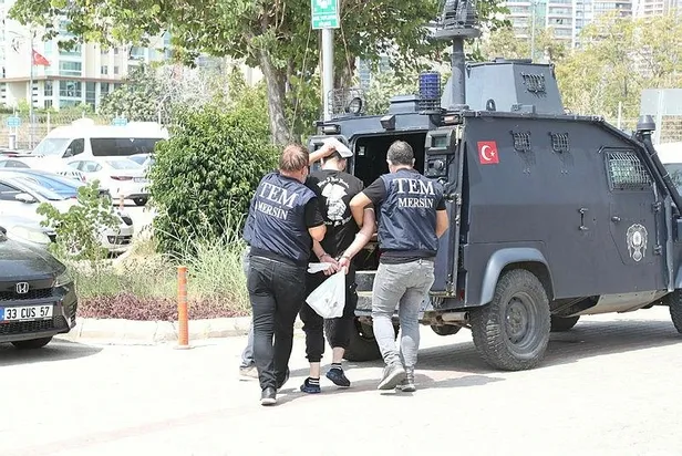 mersinde-deasa-operasyon-ust-duzey-terorist-yakalandi-1693549000632.jpeg Mersin'de DEAŞ'a operasyon: "Üst düzey" terörist yakalandı!-3