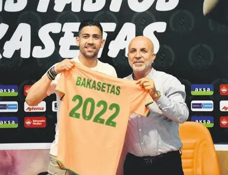 Alanyaspor Bakasetas’ı kadrosuna kattı