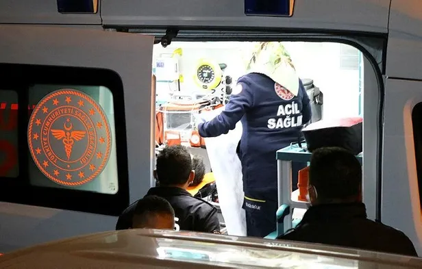 kayseride-bir-sahis-kavga-sirasinda-kendisini-silahla-vurdu-1608929753918.jpeg Kayseri'de bir şahıs kavga sırasında kendisini silahla vurdu-4