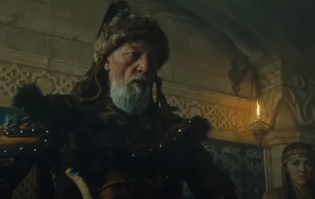 dirilis-ertugrulda-dusmanlarinin-korkulu-ruyasiydi-geri-donmesiyle-raylar-yerine-oturacak-1603975916590.jpg Diriliş Ertuğrul'da düşmanlarının korkulu rüyasıydı! Geri dönmesiyle raylar yerine oturacak-8