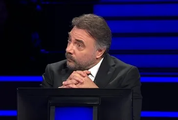 Avni, hangi Osmanlı padişahının şiirlerinde kullandığı mahlastır?