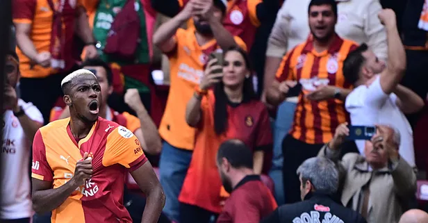 Victor Osimhen Okan Buruk'u yakaladı!