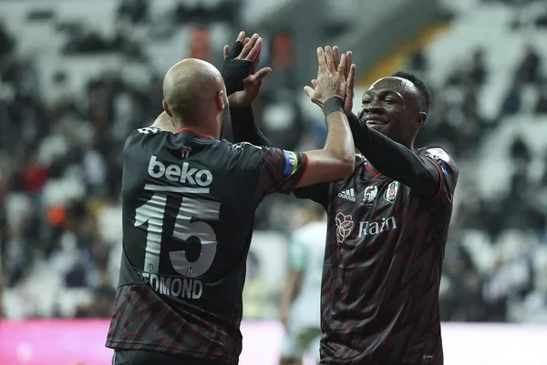 1668332137417.jpeg Şenol Güneş'in Jackson Muleka planı! Beşiktaş'ın yıldızı gol orucunu bozdu ülkesinde gündem oldu-4