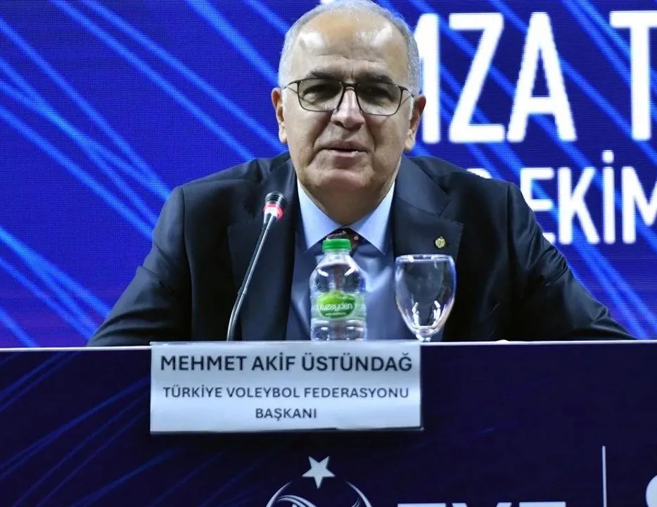 Efeler Ligi’ne yeni sponsor