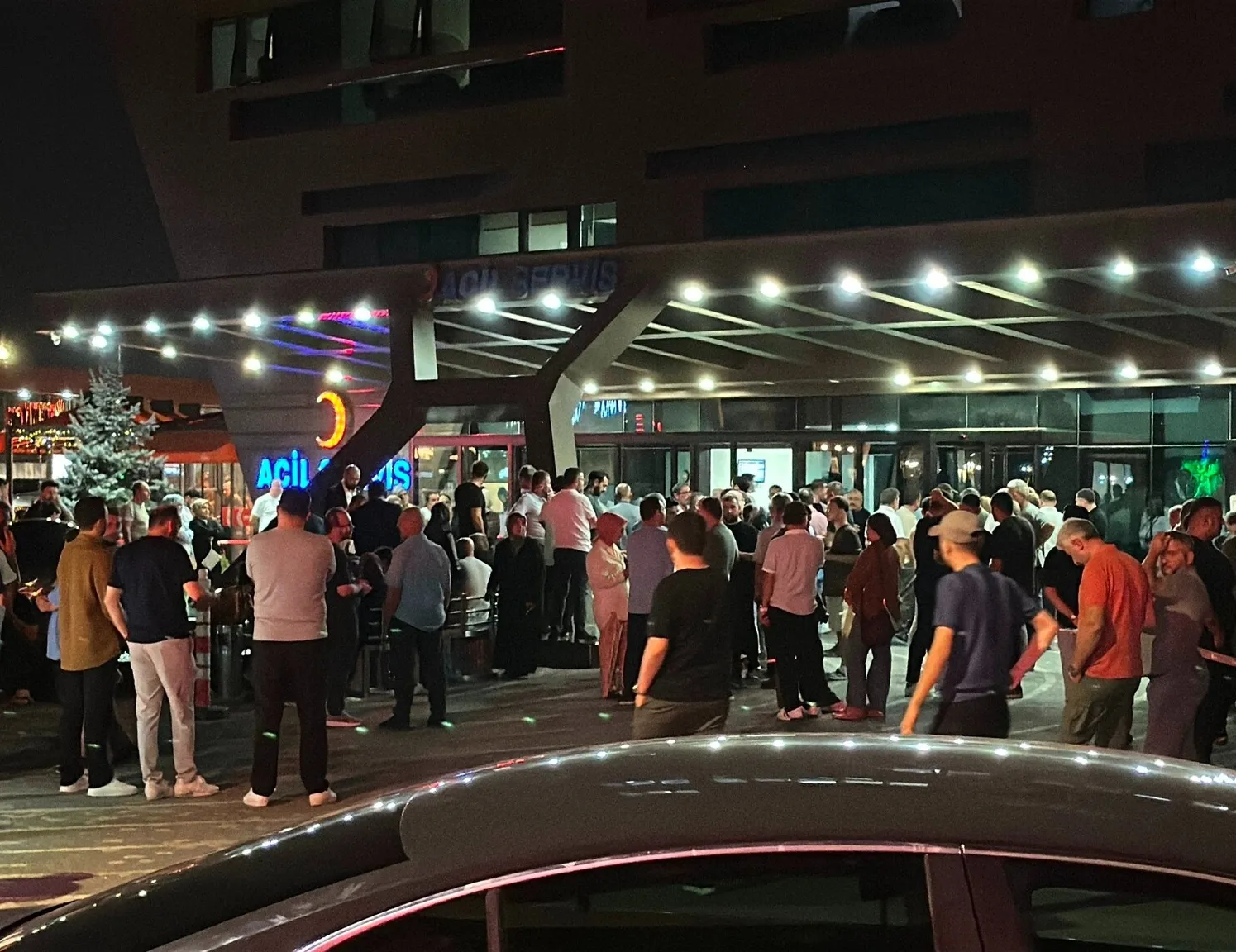 Sakarya’da aile faciası! Üvey babasını yatak odasında vurdu: Kaçarken yakalandı