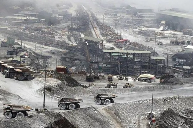 Son dakika: Endonezya'da maden ocağında göçük: 11 ölü