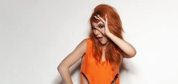 Hande rekora koşuyor