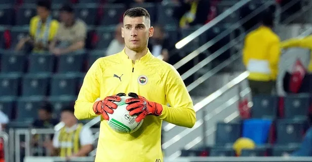 Fenerbahçe'de Livakovic'ten flaş istek!