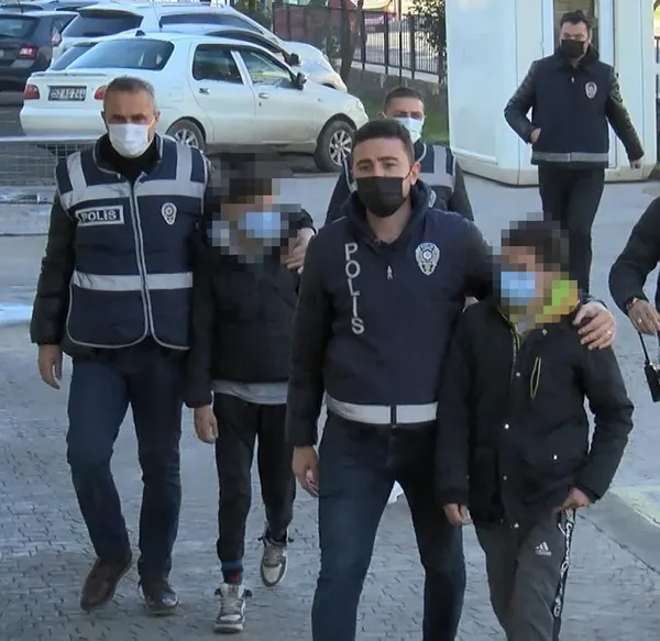 otomobil-calip-ordudan-istanbula-gelen-3-cocuktan-ikisi-simdi-de-cip-caldi-cocuklar-ilce-merkezinde-yakalandi-1644914269010.jpg Otomobil çalıp Ordu'dan İstanbul'a gelen 3 çocuktan ikisi şimdi de cip çaldı! Çocuklar ilçe merkezinde yakalandı-6