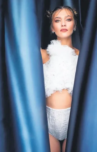 Melisa Döngel Çeşme'yi birbirine kattı! "Kötü alışkanlıkları yüzünden sokak ortasında..."