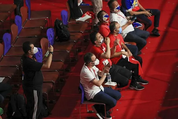 2020 Tokyo Olimpiyat Oyunları | Boksta Buse Naz Çakıroğlu ve Busenaz Sürmeneli'den tarihi başarı!-8