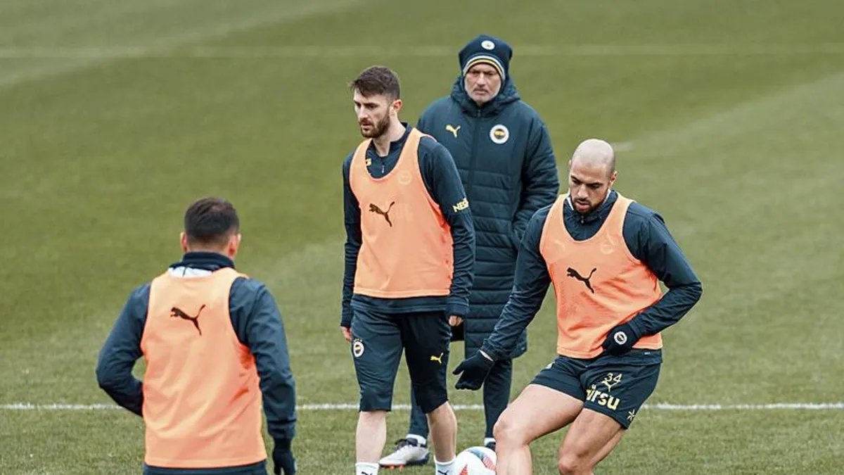 Fenerbahçeli yıldızdan şoke eden karar!