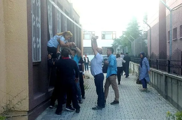 Niğde Adliyesi’nde yangın!