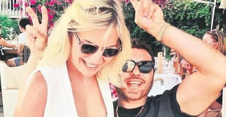 Ünlü fotoğrafçı Mert Alaş Mine Kalpakçıoğlu ile Bodrum'a demir attı!