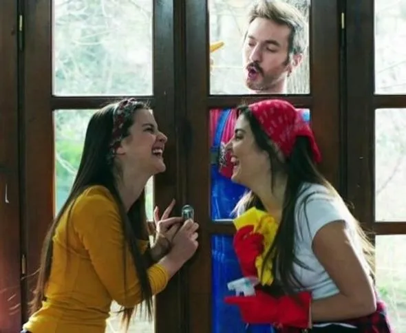 Hande Erçel İrem Helvacıoğlu'nun başarısını mı kıskanıyor?-8
