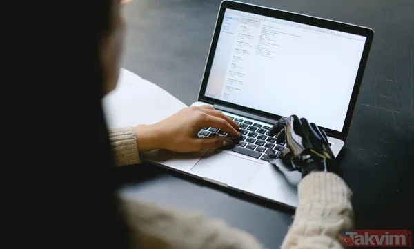 Günümüzde İnsanlar Sadece Bilgi İçin Değil; Duygusal Destek, Maddi Tavsiye Ve Hatta Romantik Yakınlık İçin Bile Chatgpt Gibi Yapay Zekalara Yöneliyor. Ancak Bu...