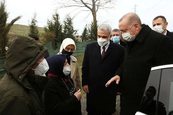 hatem-kurt-baskan-erdoganin-ziyaretini-bu-sozlerle-anlatti-liderimizin-buyuklugune-hassasiyetine-sahsiyetine-hayran-kaldik-1641065239414.jpeg Hatem Kurt, Başkan Erdoğan'ın ziyaretini bu sözlerle anlattı: "Liderimizin büyüklüğüne, hassasiyetine, şahsiyetine hayran kaldık"-6