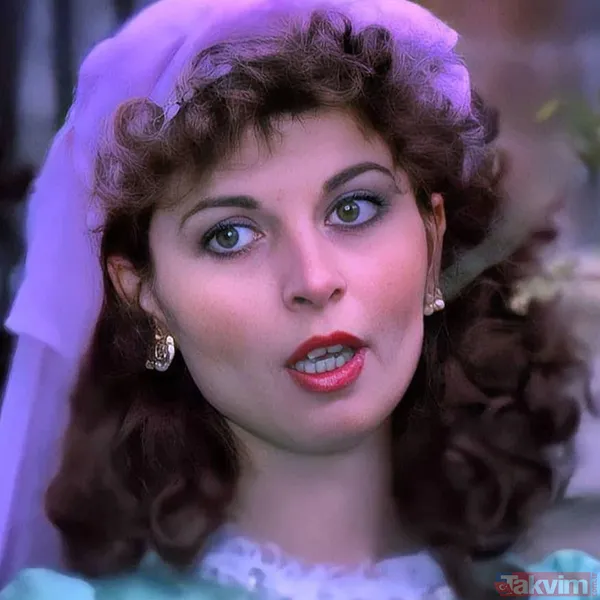 Son halleri inanılmaz! Yeşilçam’ın en güzel kadınlarındandılar: Gülşen Bubikoğlu, Meral Zeren, Pembe Mutlu, Hülya Koçyiğit... - 12