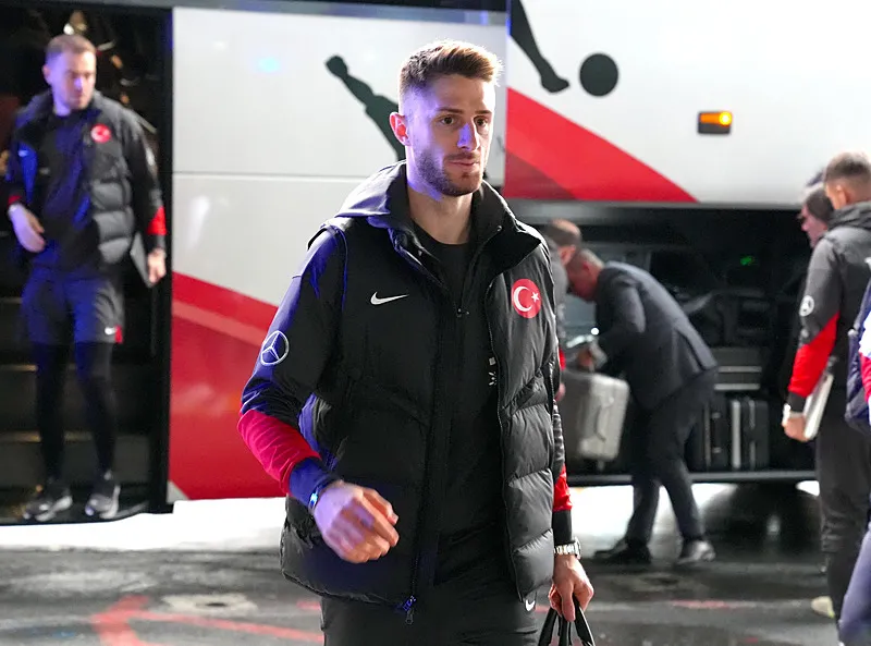 Fenerbahçeli yıldıza görülmemiş teklif! Arda Güler'i sollayacak - 10