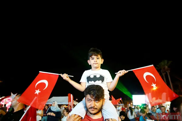 Türkiye meydanlarda tarih yazdı - 47