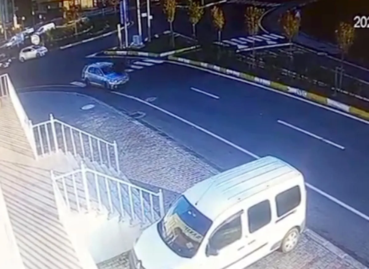 Öğretmenlerden 1'inin durumu ağır (Foto: DHA)