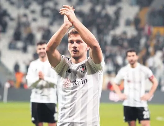 Yeni Agüero savaş çıkardı!