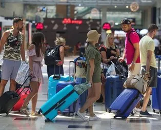 Antalya'ya 2022 yılının ilk 7 ayında hava yoluyla 6 milyon 688 bin turist geldi