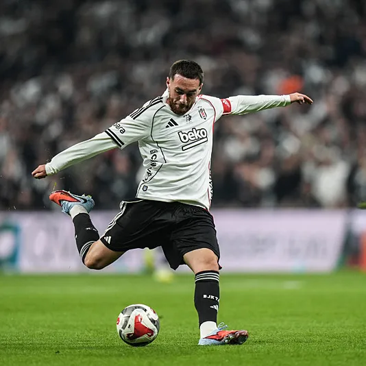 Beşiktaş’ta müjde! Orkun Kökçü dönüyor